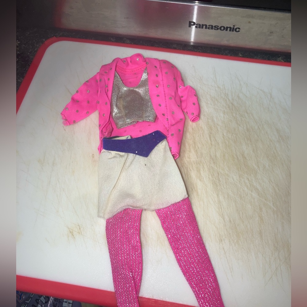 1985 rocker barbie outfit